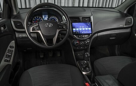 Hyundai Solaris II рестайлинг, 2015 год, 844 000 рублей, 6 фотография