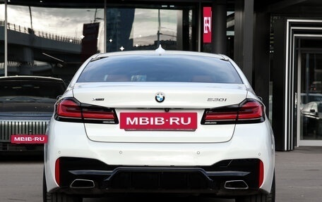 BMW 5 серия, 2021 год, 3 700 000 рублей, 6 фотография