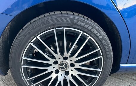Mercedes-Benz C-Класс, 2022 год, 4 900 000 рублей, 5 фотография