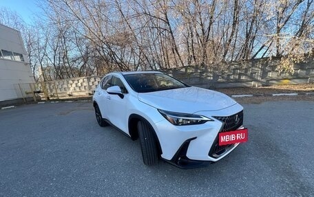 Lexus NX, 2022 год, 6 900 000 рублей, 17 фотография