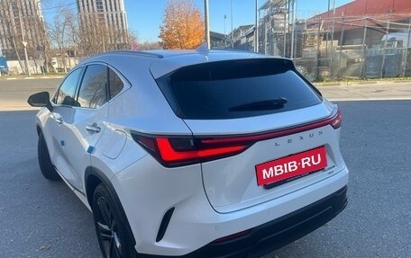 Lexus NX, 2022 год, 6 900 000 рублей, 28 фотография