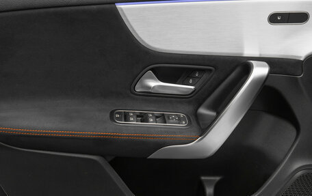Mercedes-Benz A-Класс, 2020 год, 2 290 000 рублей, 13 фотография