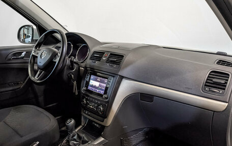Skoda Yeti I рестайлинг, 2016 год, 1 320 000 рублей, 12 фотография