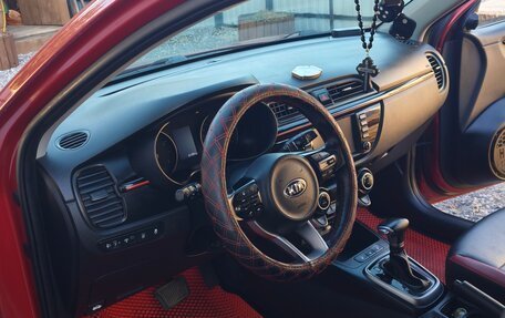 KIA Rio IV, 2020 год, 1 800 000 рублей, 10 фотография