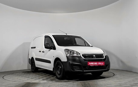 Peugeot Partner II рестайлинг 2, 2017 год, 1 550 000 рублей, 3 фотография