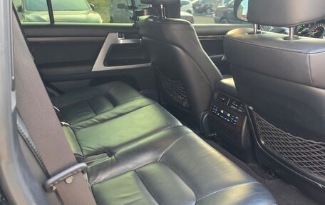 Toyota Land Cruiser 200, 2016 год, 3 900 000 рублей, 13 фотография