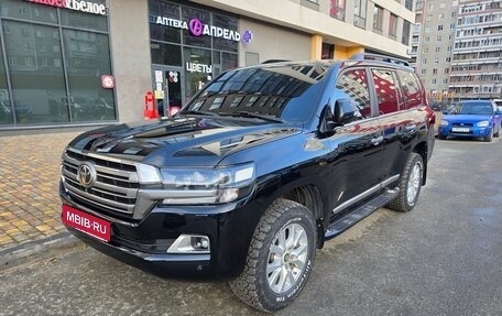 Toyota Land Cruiser 200, 2016 год, 3 900 000 рублей, 1 фотография