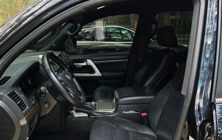 Toyota Land Cruiser 200, 2016 год, 3 900 000 рублей, 26 фотография