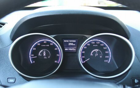 Hyundai ix35 I рестайлинг, 2012 год, 1 079 000 рублей, 12 фотография