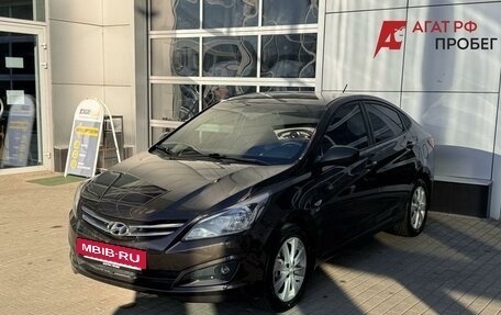 Hyundai Solaris II рестайлинг, 2016 год, 1 000 000 рублей, 3 фотография