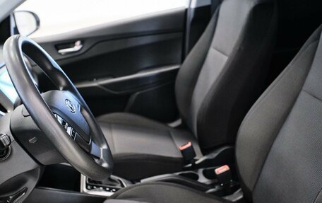 Hyundai Solaris II рестайлинг, 2020 год, 1 375 000 рублей, 19 фотография