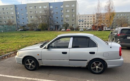 Hyundai Accent II, 2004 год, 130 000 рублей, 3 фотография