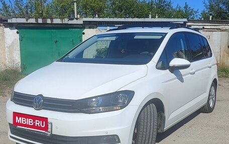 Volkswagen Touran III, 2018 год, 1 640 000 рублей, 7 фотография