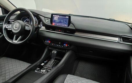 Mazda 6, 2019 год, 2 085 000 рублей, 13 фотография