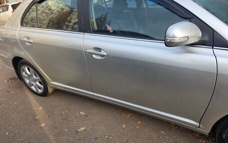 Toyota Avensis III рестайлинг, 2006 год, 845 000 рублей, 3 фотография