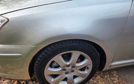 Toyota Avensis III рестайлинг, 2006 год, 845 000 рублей, 8 фотография