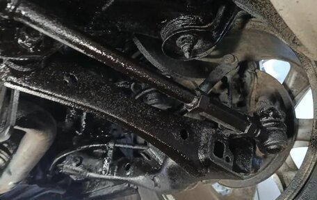 Toyota Avensis III рестайлинг, 2006 год, 845 000 рублей, 26 фотография