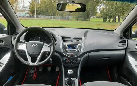 Hyundai Solaris II рестайлинг, 2011 год, 490 000 рублей, 13 фотография