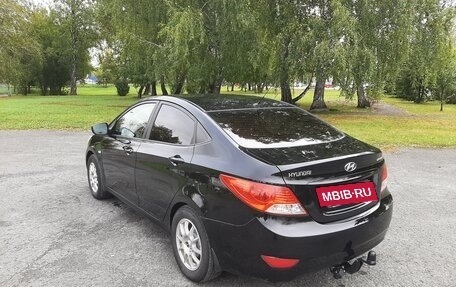 Hyundai Solaris II рестайлинг, 2011 год, 490 000 рублей, 6 фотография