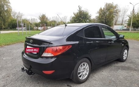 Hyundai Solaris II рестайлинг, 2011 год, 490 000 рублей, 8 фотография