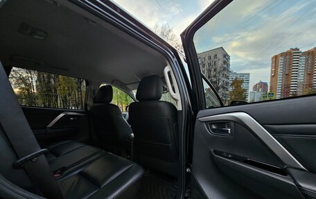 Mitsubishi Pajero Sport III рестайлинг, 2021 год, 4 850 000 рублей, 25 фотография