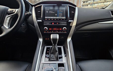Mitsubishi Pajero Sport III рестайлинг, 2021 год, 4 850 000 рублей, 19 фотография