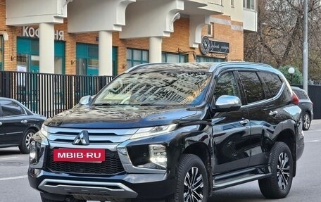 Mitsubishi Pajero Sport III рестайлинг, 2021 год, 4 850 000 рублей, 31 фотография