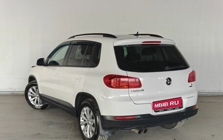 Volkswagen Tiguan I, 2011 год, 906 000 рублей, 6 фотография