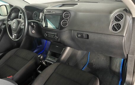 Volkswagen Tiguan I, 2011 год, 906 000 рублей, 10 фотография