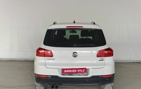 Volkswagen Tiguan I, 2011 год, 906 000 рублей, 5 фотография