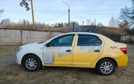 Renault Logan II, 2018 год, 450 000 рублей, 11 фотография