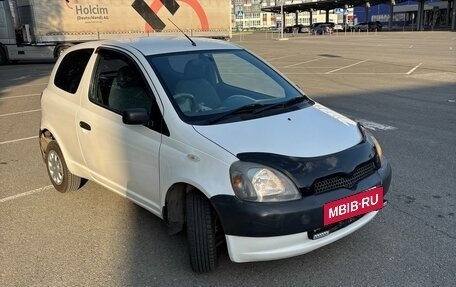 Toyota Vitz, 2001 год, 260 000 рублей, 6 фотография