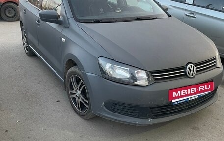 Volkswagen Polo VI (EU Market), 2012 год, 450 000 рублей, 3 фотография