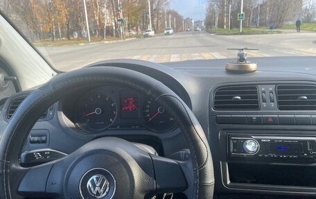 Volkswagen Polo VI (EU Market), 2012 год, 450 000 рублей, 5 фотография