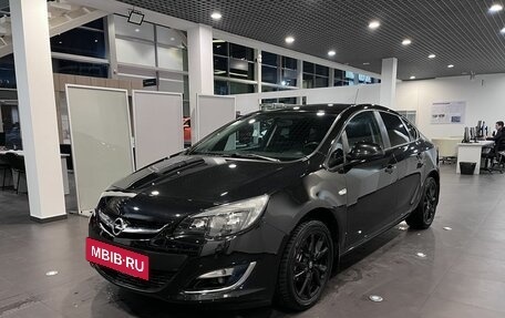 Opel Astra J, 2013 год, 690 000 рублей, 7 фотография