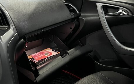 Opel Astra J, 2013 год, 690 000 рублей, 30 фотография