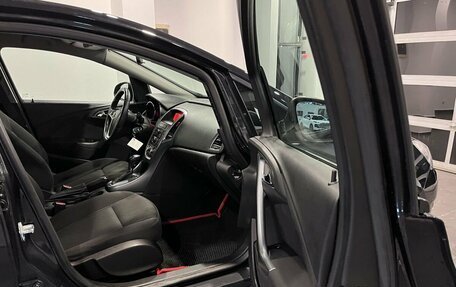 Opel Astra J, 2013 год, 690 000 рублей, 27 фотография
