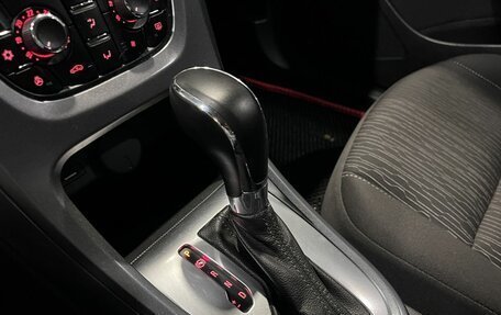 Opel Astra J, 2013 год, 690 000 рублей, 31 фотография
