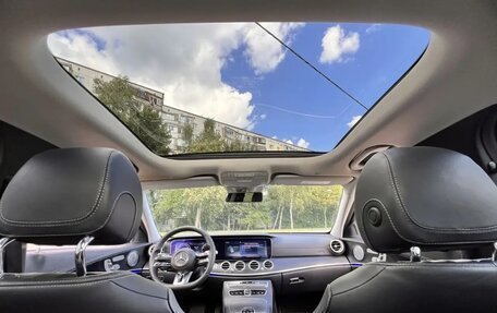 Mercedes-Benz E-Класс, 2017 год, 3 000 000 рублей, 7 фотография