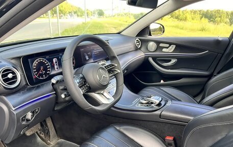 Mercedes-Benz E-Класс, 2017 год, 3 000 000 рублей, 11 фотография