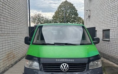 Volkswagen Transporter T5 рестайлинг, 2003 год, 515 000 рублей, 1 фотография