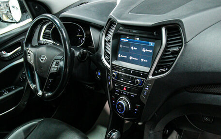 Hyundai Santa Fe III рестайлинг, 2017 год, 2 350 000 рублей, 16 фотография