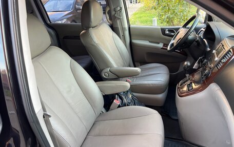 KIA Carnival III, 2009 год, 1 085 000 рублей, 22 фотография