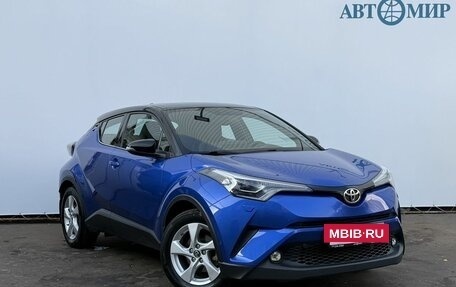 Toyota C-HR I рестайлинг, 2018 год, 2 650 000 рублей, 3 фотография