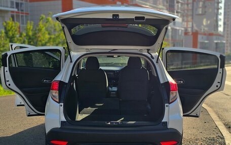 Honda Vezel, 2020 год, 2 250 000 рублей, 8 фотография
