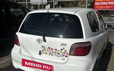 Toyota Vitz, 2000 год, 290 000 рублей, 3 фотография