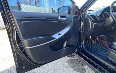 Hyundai Solaris II рестайлинг, 2013 год, 670 000 рублей, 18 фотография