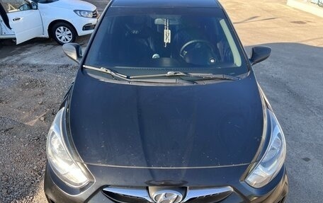 Hyundai Solaris II рестайлинг, 2013 год, 670 000 рублей, 16 фотография