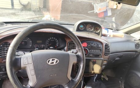Hyundai Starex I рестайлинг, 2005 год, 800 000 рублей, 6 фотография