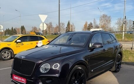 Bentley Bentayga I, 2018 год, 10 500 000 рублей, 1 фотография
